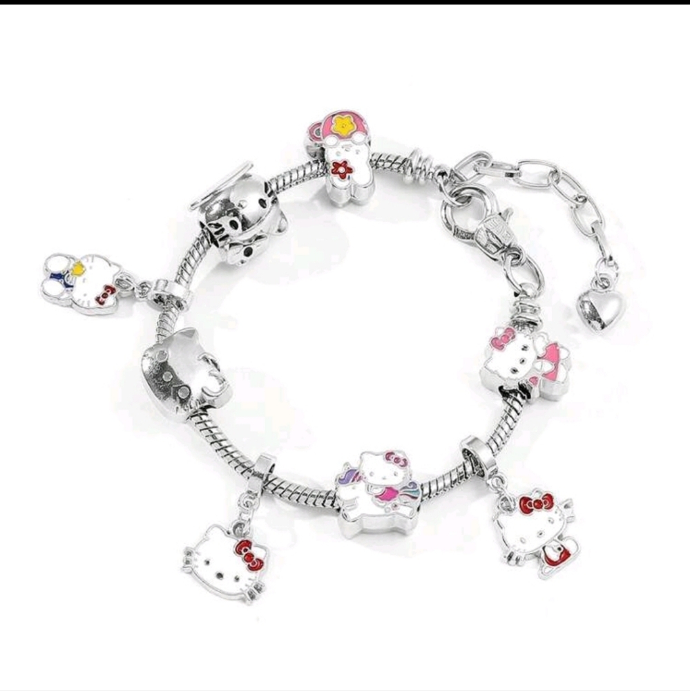 Hello Kitty Charm Bracelet - Picture 6 of 10